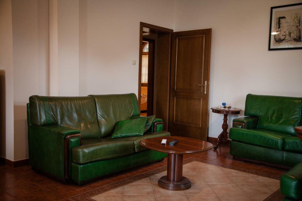 Exclusive House Legacy Villa Smederevo Exterior photo